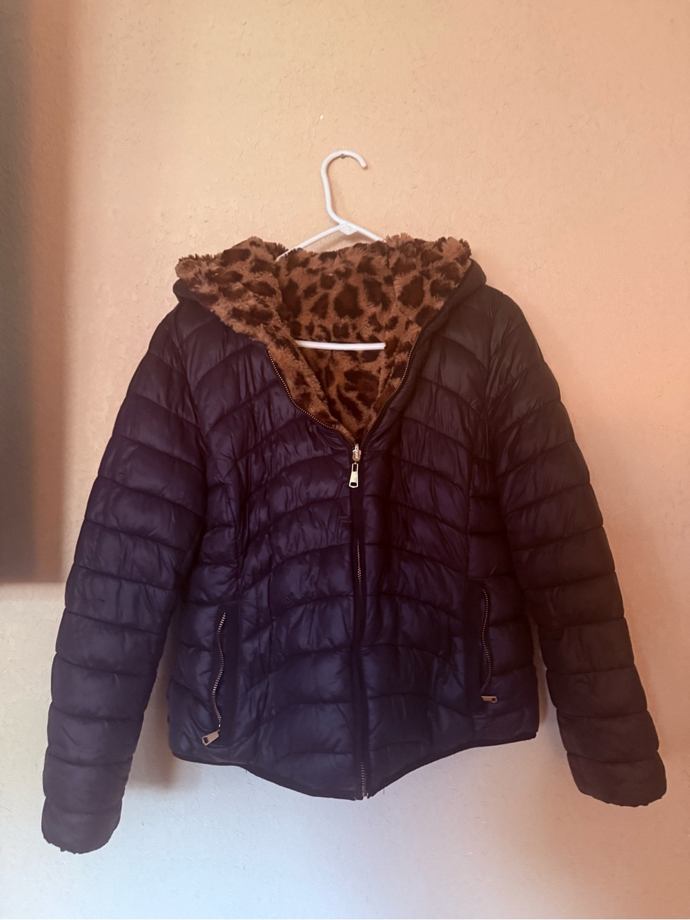 Women's Black Puffer Jacket with Leopard-Print Faux Fur Hood